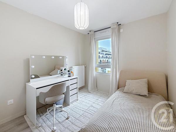 Appartement F5 à vendre  5 pièces - 97,54 m2 BONDY - 93