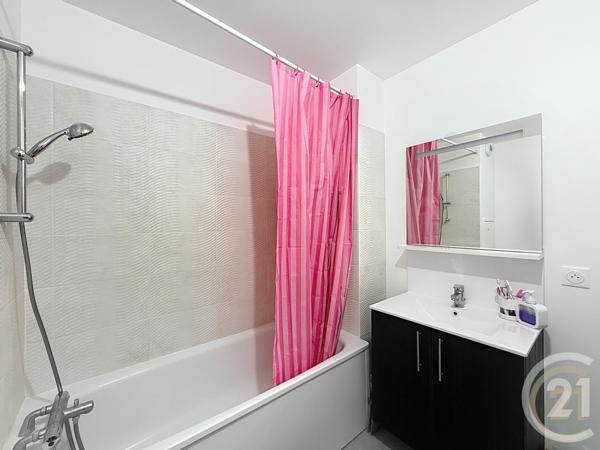 Appartement F5 à vendre  5 pièces - 97,54 m2 BONDY - 93