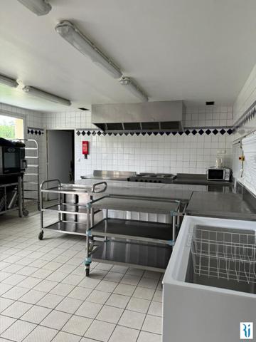 Murs + fonds de commerce Pitres 1000 m2