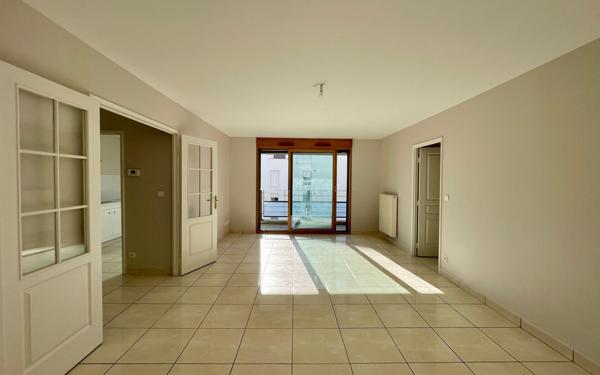 Appartement à vendre    5 pièces • 106,17 m2 Villeurbanne