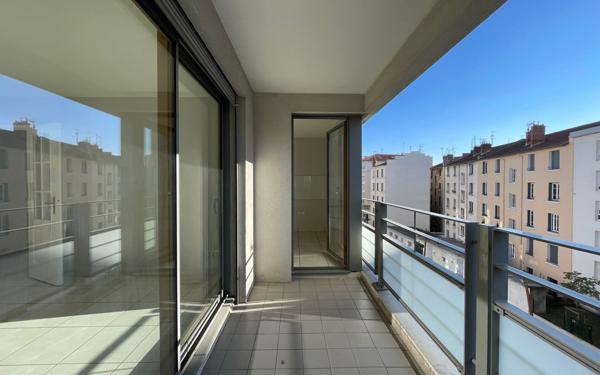 Appartement à vendre    5 pièces • 106,17 m2 Villeurbanne