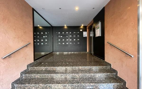 Appartement à vendre    5 pièces • 106,17 m2 Villeurbanne