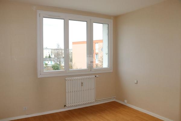 Appartement Laval 2 pièces 45.94 m2