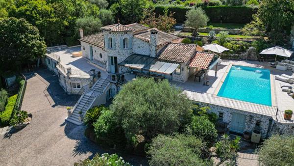 En exclusivité — Propriété d’exception en pierre, vue panoramique, Le Rouret