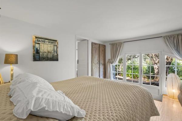 En exclusivité — Propriété d’exception en pierre, vue panoramique, Le Rouret