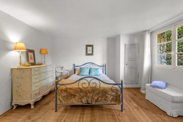 En exclusivité — Propriété d’exception en pierre, vue panoramique, Le Rouret