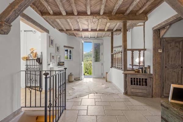 En exclusivité — Propriété d’exception en pierre, vue panoramique, Le Rouret