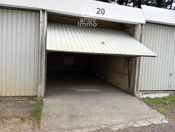 Garage
                                                                                                                                                
                                                                                                                                                
                                                                                                                                                                                                                                                                                                                        12.5  m²