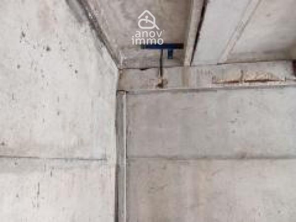 Garage
                                                                                                                                                
                                                                                                                                                
                                                                                                                                                                                                                                                                                                                        12.5  m²