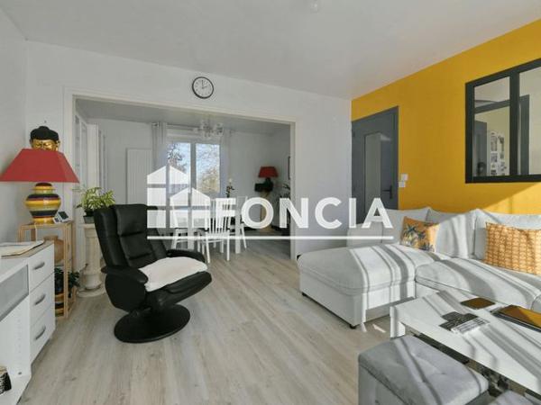 À vendre Maison 5 pièces 111 m² - Saint-georges-des-groseillers 61100