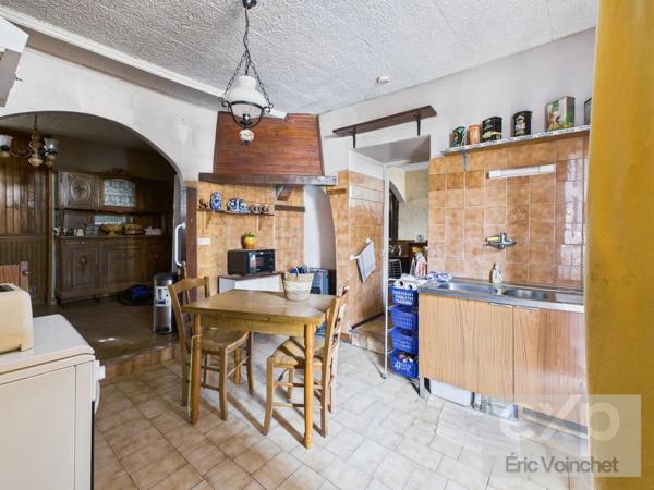 MAISON 3 PIÈCES AVEC GRAND JARDIN ARBORÉ