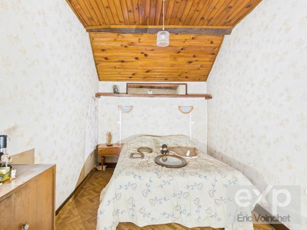 MAISON 3 PIÈCES AVEC GRAND JARDIN ARBORÉ