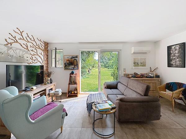 Maison de plain pied à Cadenet de 97 m2, sur un très beau terrain de 3000 m2