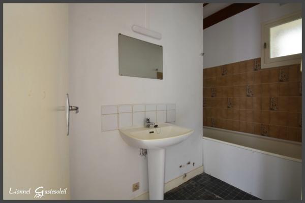 Maison à vendre 11 pièces 6 chambres sur la commune de LE FLEIX en Dordogne  (24)