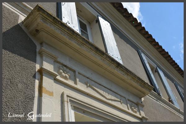 Maison à vendre 11 pièces 6 chambres sur la commune de LE FLEIX en Dordogne  (24)