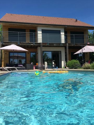 NOUVEAUTE Maison contemporaine avec piscine (21)