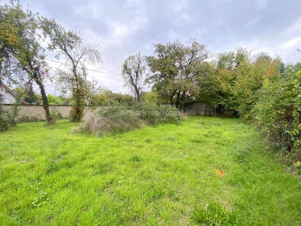 Vente Terrain 630 m2 à Les Avenières Veyrins-Thuellin