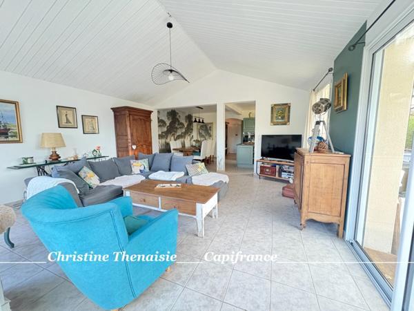 Maison à vendre au coeur du village, 3 chambres, Garage SALLERTAINE (85)