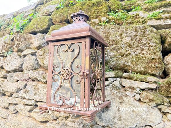 Maison à vendre au coeur du village, 3 chambres, Garage SALLERTAINE (85)