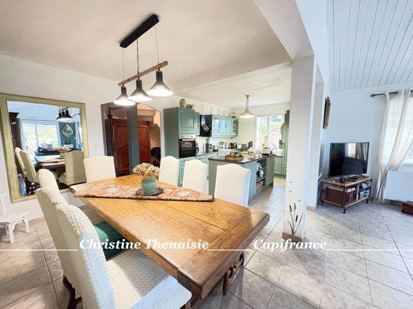 Maison à vendre au coeur du village, 3 chambres, Garage SALLERTAINE (85)