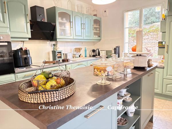 Maison à vendre au coeur du village, 3 chambres, Garage SALLERTAINE (85)