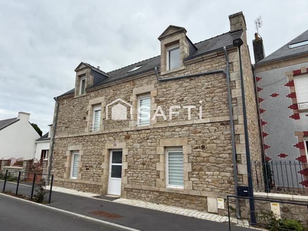 CHARMANTE MAISON DE VILLE EN PIERRE