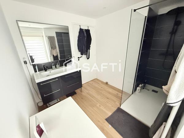 CHARMANTE MAISON DE VILLE EN PIERRE