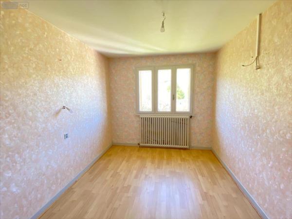 Maison à vendre à Arpajon-sur-Cère dans le Cantal (15130), ref : 15061-1079031   
Carbonat