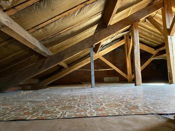 Maison à vendre à Arpajon-sur-Cère dans le Cantal (15130), ref : 15061-1079031   
Carbonat