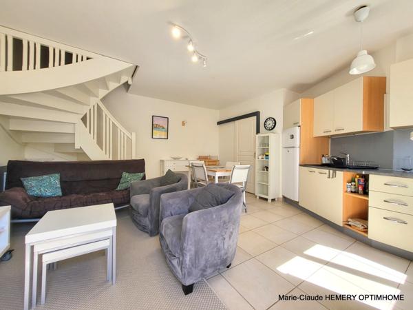 Dinard, St Enogat , Port blanc, maison de 43.5m² avec 2 chambres et jardinet prête à vivre. Plages et commerces à pied