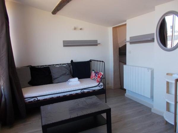 Location / Studio meublé à Manosque (04100)