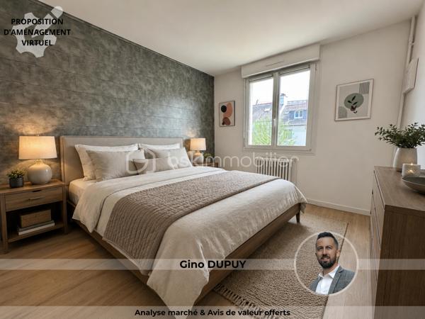 QUIMPER – LE CORNIGUEL, SECTEUR KERLAGATU – AU CALME, PROCHE COMMODITÉS – MAISON FAMILIALE DE 104 M² SUR TROIS NIVEAUX – 4 CHAMBRES DONT UNE SUITE DE PLAIN-PIED – PIÈCE DE VIE DE 36 M² ENV – TERRASSE DE 60 M² ENV – GARAGE-ATELIER – AUCUNS TRAVAUX À PRÉVOIR – DPE D – TERRAIN D'ENVIRON 350 M².

**** Séjour expo Sud-Ouest ouvert sur 60 m² de terrasse – aucuns travaux à prévoir, diagnostics sans anomalie. ****

Gino DUPUY vous propose, au Corniguel, à Quimper, une maison familiale de 104m² habitables sur trois niveaux : 4 chambres dont une suite de plain-pied avec douche et penderie, une pièce de vie lumineuse de 36 m² exposée sud-ouest et ouverte sur la terrasse, et un garage-atelier. Construite en 1967 et bien entretenue - menuiseries intégralement remplacées, diagnostics sans anomalie - elle est habitable immédiatement, sans travaux. 
L'ensemble des équipements est détaillé en bas d'annonce.

La maison se compose de la manière suivante :

Au rez-de-chaussée :

Une entrée avec couloir desservant les pièces de ce niveau et l'escalier menant à la pièce de vie.
Une chambre avec douche, lavabo et penderie - véritable suite de plain-pied.
Un WC indépendant.
Un garage-atelier de 48 m² environ avec coin buanderie et porte sectionnelle motorisée.

Au rez-de-chaussée surélevé :

Un salon-séjour de 36 m² avec cuisine ouverte, poêle à bois et grande baie vitrée - très lumineux, belles finitions, accès direct à la terrasse.
Une cuisine aménagée et équipée : four, hotte, plaque à induction, lave-vaisselle, emplacements réfrigérateur et micro-ondes.
Deux chambres
Une salle de bains avec meuble vasque et WC.

À l'étage :

Une chambre avec penderies et coin bureau.
Un espace bureau / salle de jeux.

Concernant l'extérieur :

Une grande terrasse de 60 m² environ exposée sud-ouest, dans le prolongement du séjour.
Un jardin facile d'entretien. Agrémenté d'un olivier et d'un espace potager
Un abri de jardin.
Deux places de stationnement à l'avant, en plus du double garage.

Informations complémentaires :

Menuiseries intégralement remplacées : PVC double vitrage et volets roulants, y compris sur les Velux.
Chauffage mixte : chaudière gaz, poêle à bois dans la pièce de vie, et pompe à chaleur air/air (chauffage et climatisation) desservant la chambre du rez-de-chaussée et celle de l'étage.
Aucuns travaux à prévoir.
DPE : classe D.
Année de construction : 1967.
Raccordée au tout-à-l'égout et à la fibre optique.
Mitoyenne d'un seul côté.
Terrain d'environ 350 m².
Taxe foncière : 1 676 €.

Cadre calme et recherché, commodités et bus à proximité, promenades sur le chemin de halage et dans le bois. 
Une maison saine et lumineuse, pour une famille qui veut poser ses valises sans engager de chantier.

- - - Visite uniquement sur rendez-vous - - -

Contact Exclusif BSK : Gino DUPUY

_________________________________________________

VENTE IMMOBILIÈRE – QUIMPER & Alentours
Échangeons sur votre projet, sans engagement, pour définir la meilleure stratégie de vente.

APPORTEURS D'AFFAIRES
Vous connaissez quelqu'un qui souhaite vendre ou acheter ?
Un simple message suffit pour initier un contact, je m'occupe du reste. Rémunération attractive.

COLLABORATION INTERCABINET
Discutons volontiers d'un partage de mandat ou d'un acheteur en recherche.

_________________________________________________

Honoraires charge vendeur : aucun frais d'agence supplémentaires pour vous.
Le prix affiché est votre prix final hors frais de notaire.
