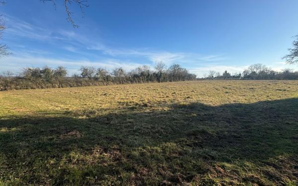 Terrain à vendre    Ainay-le-Château