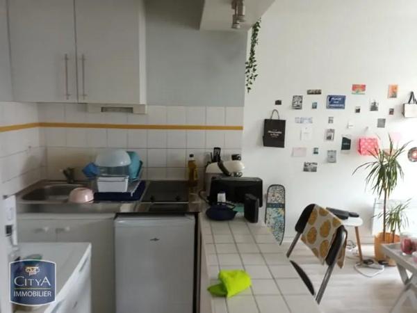 Appartement à louer 2 pièces 29.75m² Brest (29200)