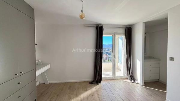 Vente Appartement 4 pièces 90 m2 à Nice
