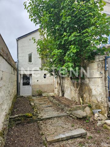Maison de caractère entièrement rénovée à louer en hyper centre Loches