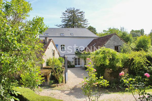 Grande Propriété avec Gites et étang ,359m2 4,8ha