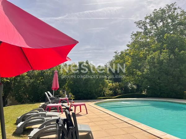 Grande Propriété avec Gites et étang ,359m2 4,8ha