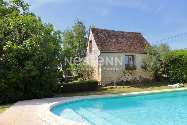 Grande Propriété avec Gites et étang ,359m2 4,8ha