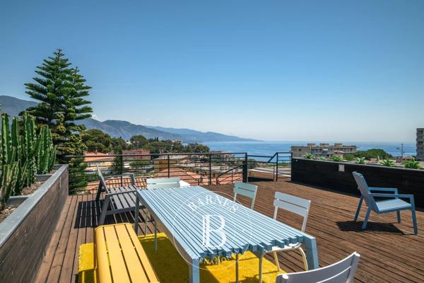 Roquebrune-Cap-Martin, Villa  242 m² à vendre