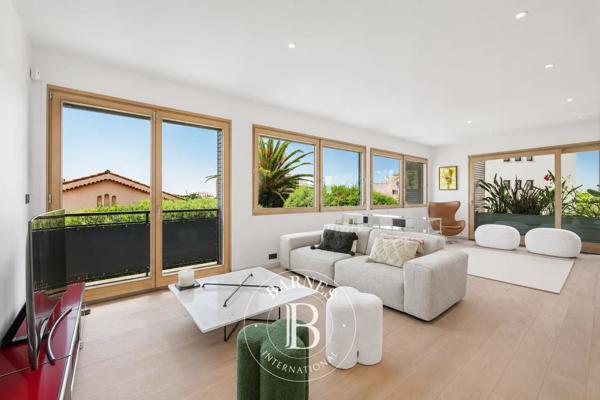 Roquebrune-Cap-Martin, Villa  242 m² à vendre