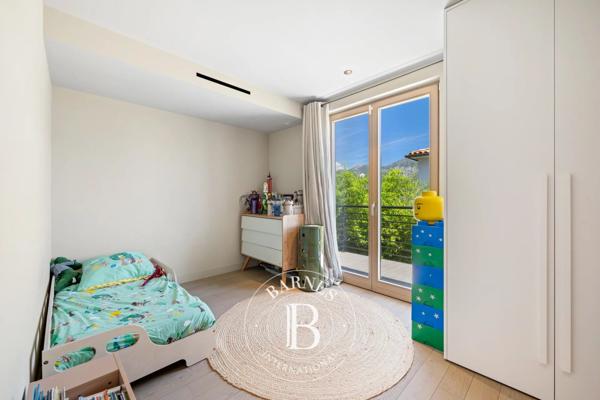 Roquebrune-Cap-Martin, Villa  242 m² à vendre