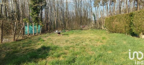 Maison rustique 3 pièces de 72 m² à Lavernat (72500)