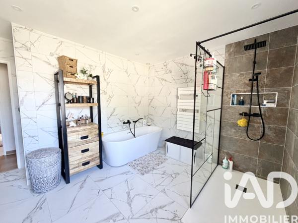 Maison à vendre 7 pièces 240 m² Biganos