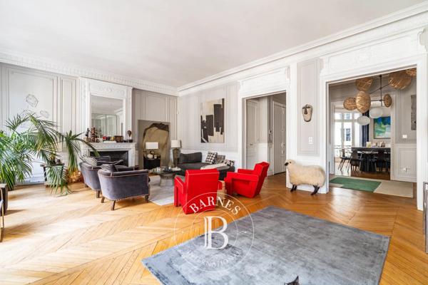 Paris 16ème, Appartement 4 Chambres -  236 m² à vendre