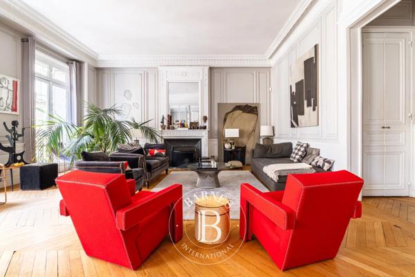 Paris 16ème, Appartement 4 Chambres -  236 m² à vendre