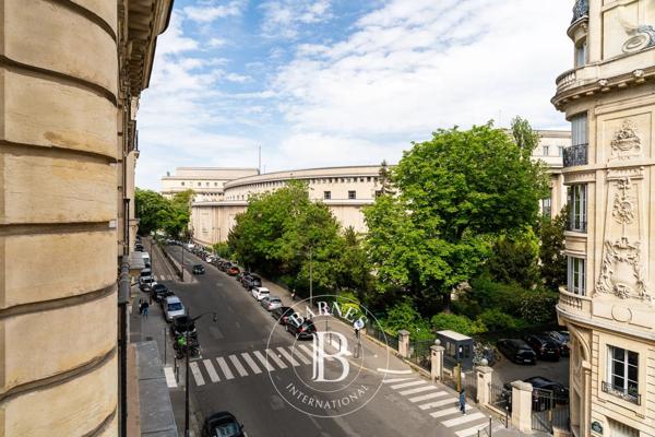 Paris 16ème, Appartement 4 Chambres -  236 m² à vendre