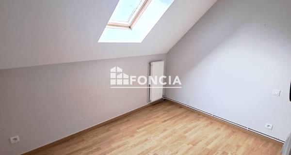 Location Appartement 3 pièces 54.75 m² - Juziers 78820