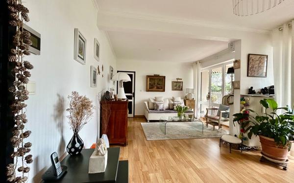 Appartement à vendre    4 pièces • 86,36 m2 Écully