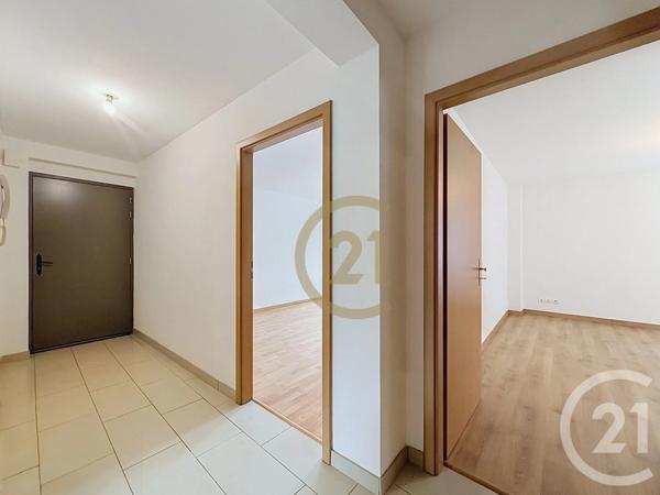 Appartement F3 à vendre  3 pièces - 74,40 m 2   BAVILLIERS  - 90